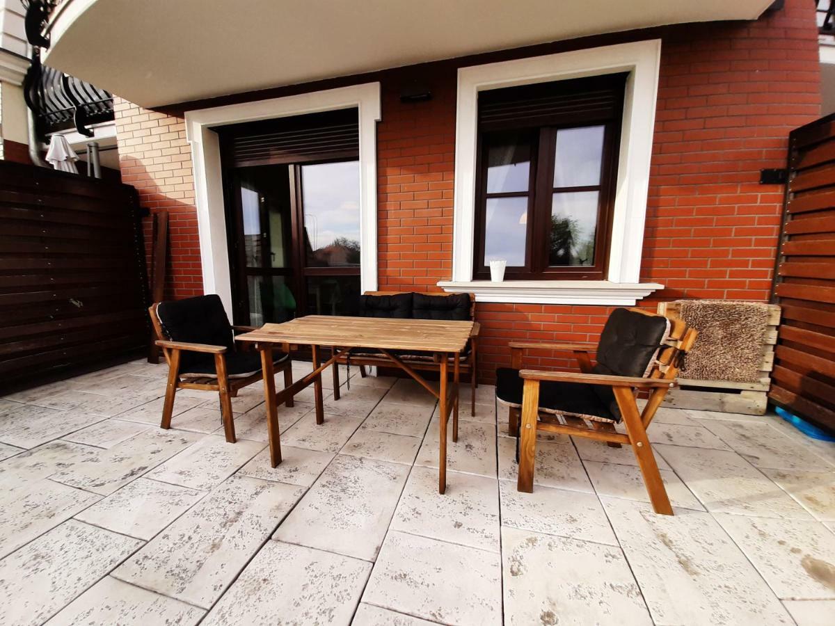Apartamenty Lubin - Kamieniczka W Centrum Экстерьер фото